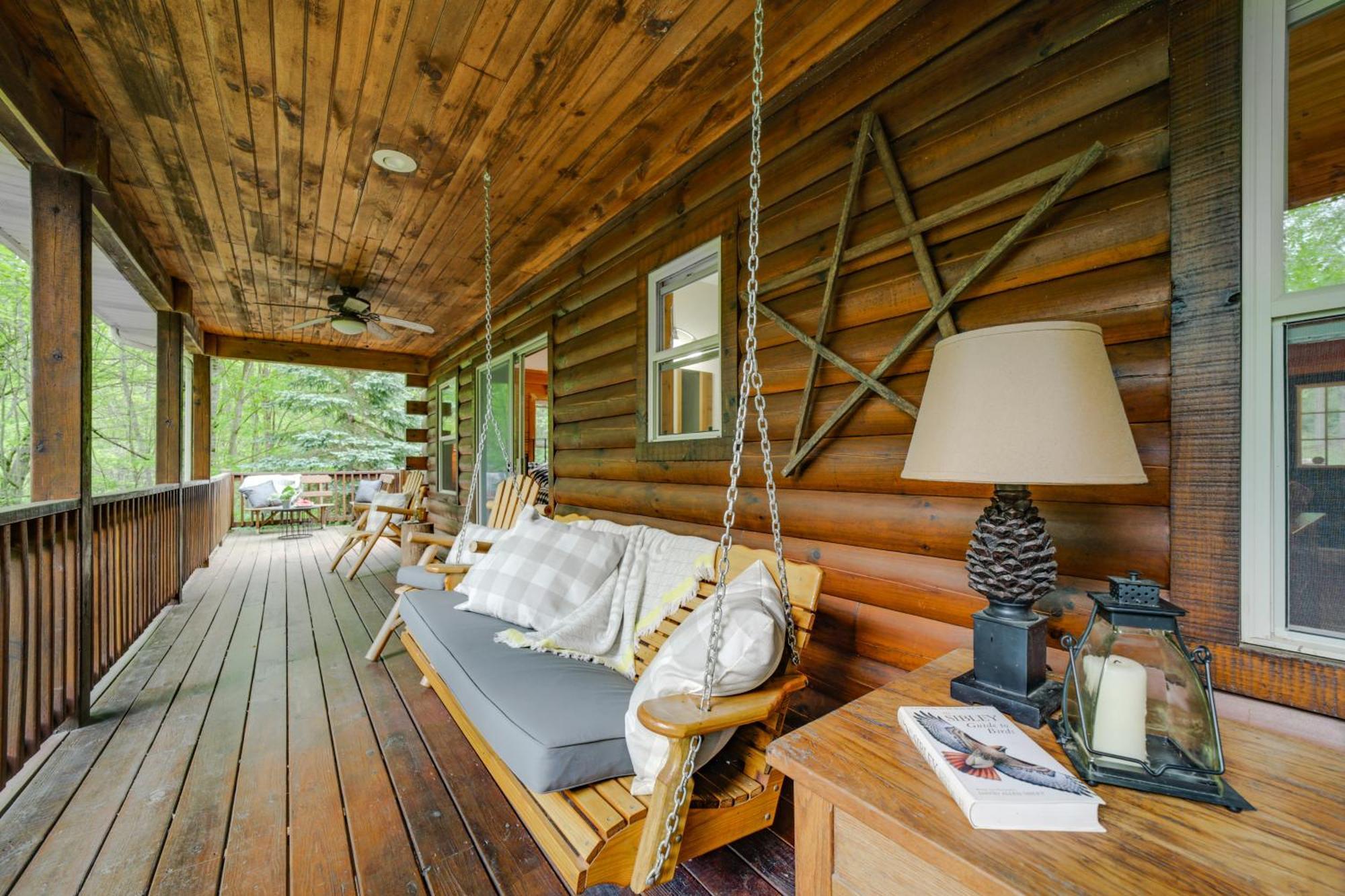 Peaceful Smoky Mountain Cabin With Deck And Fire Pit! Waynesville Kültér fotó